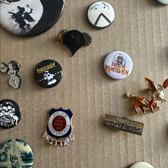 Assorted Graphic bundle  Pins Collection - Picture 11 of 13